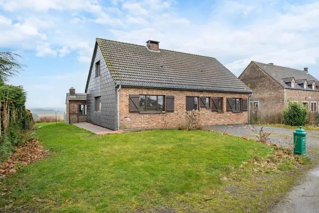 Huis te koop in Bois-et-Borsu – 1/10