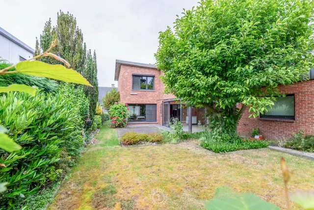 Huis à vendre à Belsele – 1/10