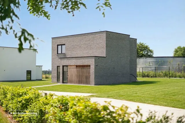 Huis te koop in Koolskamp – 1/10