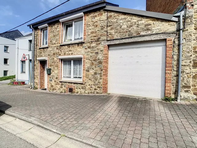 Huis te koop in Saint-Hubert – 1/10