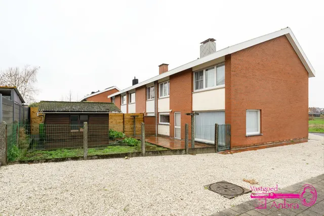 Hoekwoning te koop in Tielt – 1/10