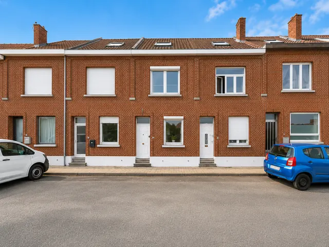 House for sale in Halle – 1/8
