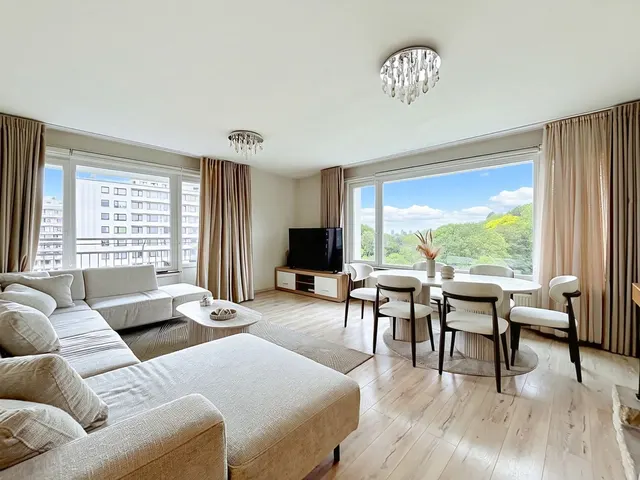 Appartement te koop in Jette – 1/10