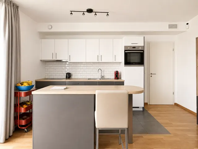 Appartement te koop in Molenbeek – 1/10