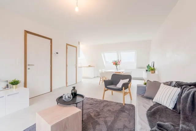 Appartement te koop in Proven – 1/10