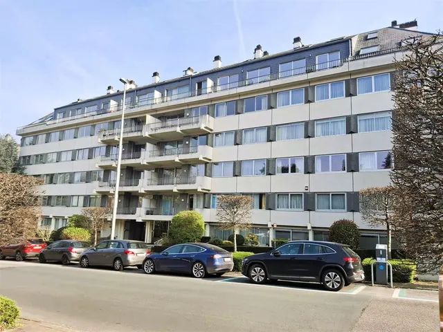 Studio à vendre à Woluwe-Saint-Pierre – 1/8