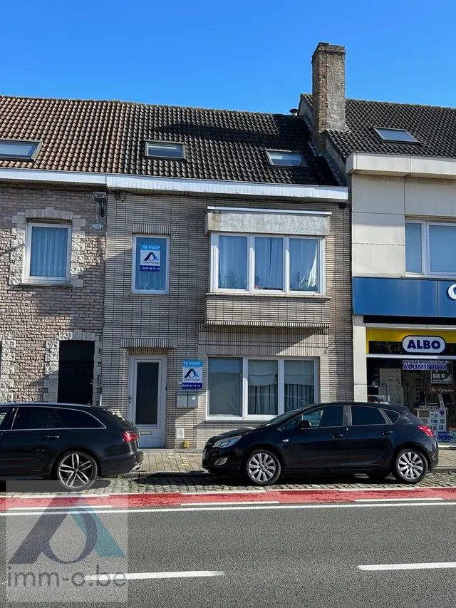 Rijwoning te koop in Oostende – 1/10