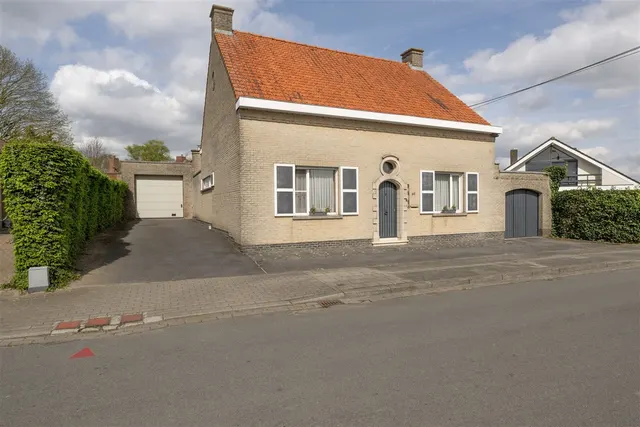 Huis te koop in Roeselare – 1/10
