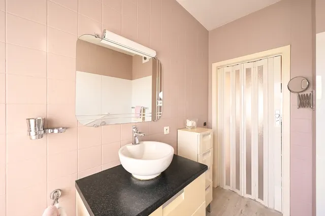Huis te koop in Hoevenen – 1/10