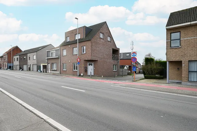 Huis à vendre à Kapellen – 1/10