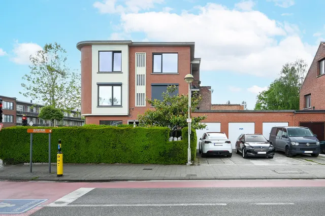 Appartement à vendre à Mortsel – 1/10