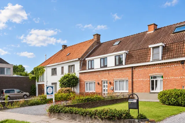 Huis te koop in Kruisem – 1/10