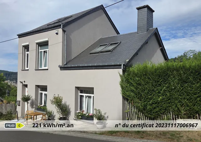 Maison 4 façades te koop in Bouillon – 1/10