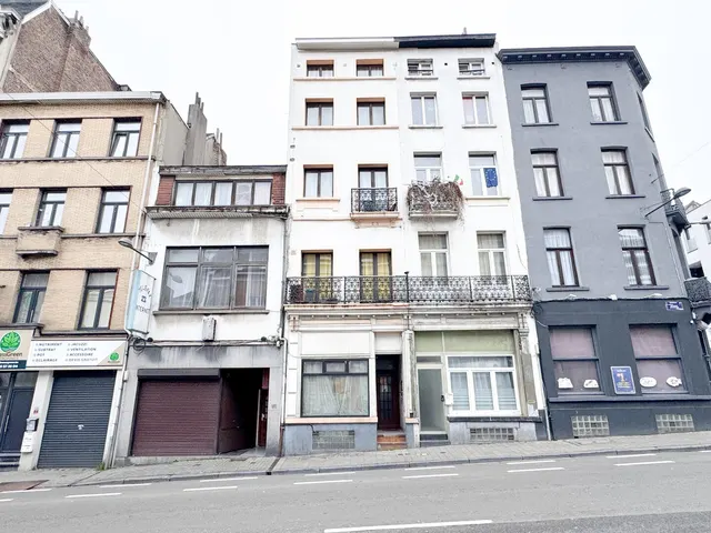 Huis te koop in Saint-Josse-ten-Noode – 1/10