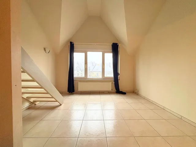 Appartement te huur in Paliseul – 1/8