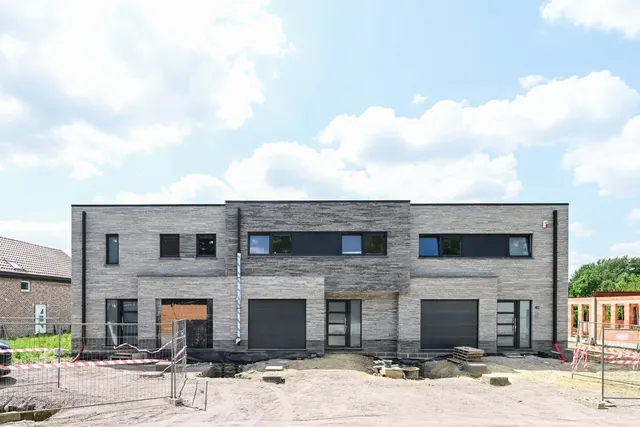 Huis te koop in Anderlues – 1/10