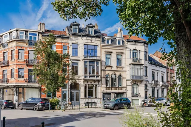 House for sale in Ixelles – 1/10