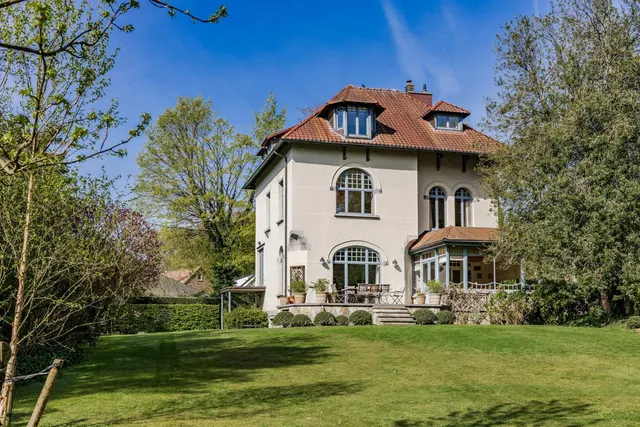 Maison à vendre à La Hulpe – 1/10