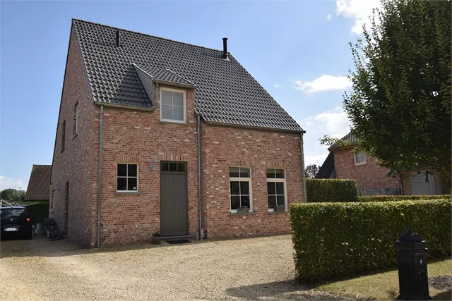 Huis te koop in Ronse – 1/3