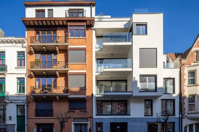 Appartement à vendre à Ixelles – 1/3