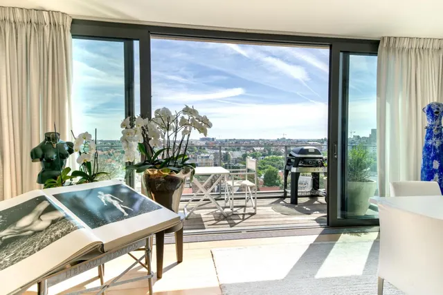 Appartement te huur in Bruxelles – 1/10