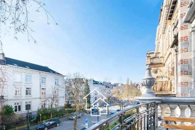 Appartement te huur in Elsene – 1/10