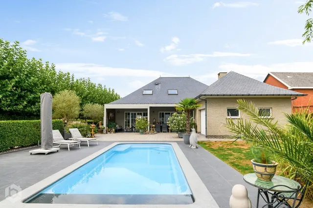 Villa à vendre à Onze-Lieve-Vrouw-Waver – 1/10