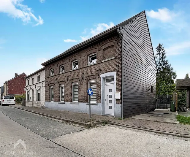 Huis te koop in Schendelbeke – 1/10