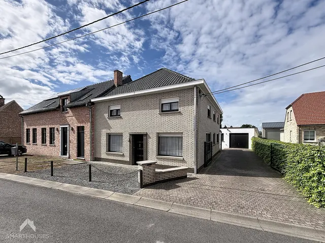 Huis te koop in Waregem – 1/10