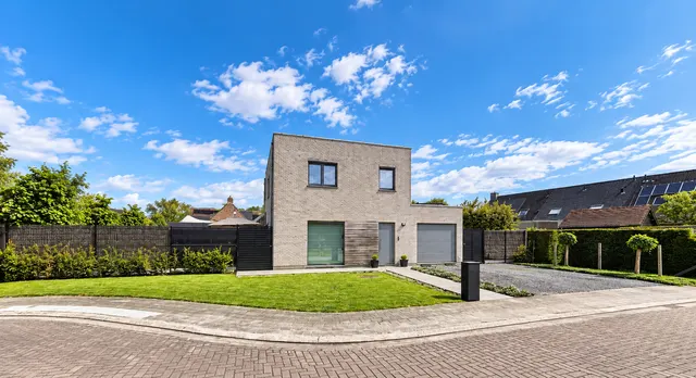 Huis à vendre à Roeselare – 1/10