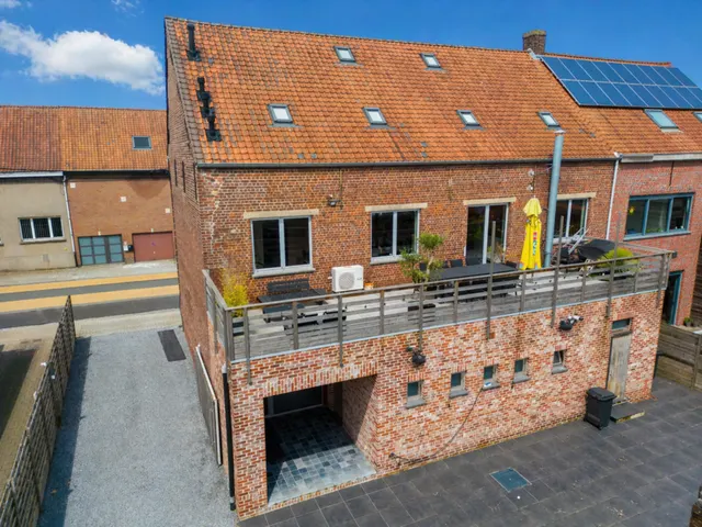 Huis te koop in Kortrijk – 1/10