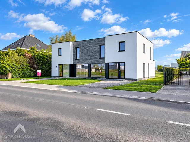 Huis te koop in Wielsbeke – 1/10