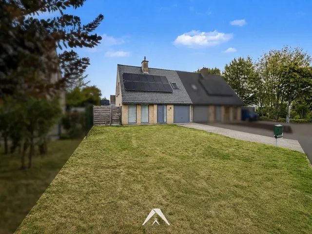 Huis te koop in Wevelgem – 1/10