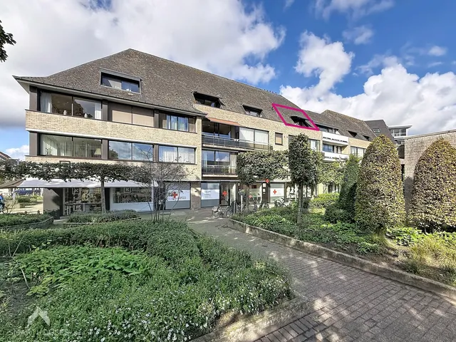 Appartement te koop in Sint-Kruis – 1/10