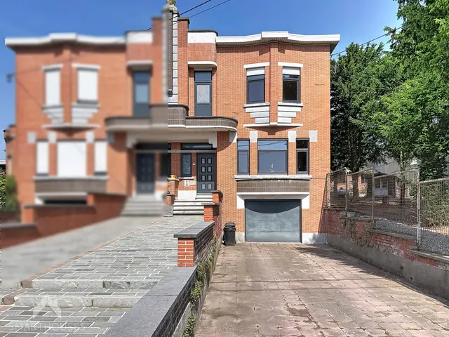 Huis à vendre à Heuvelland – 1/10