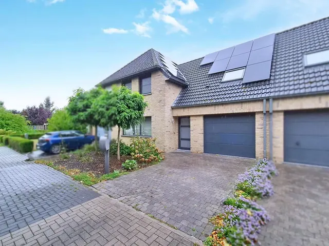 Huis à vendre à Zedelgem – 1/10