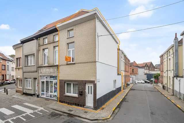 Huis te koop in Sint-Amandsberg – 1/10