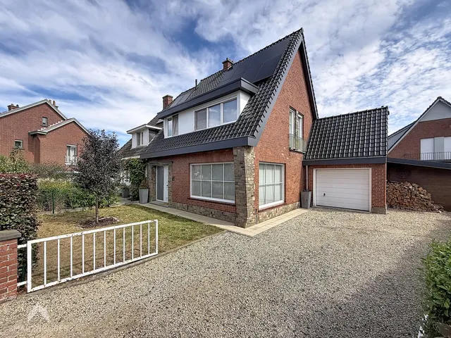 Huis for sale in Roeselare – 1/10