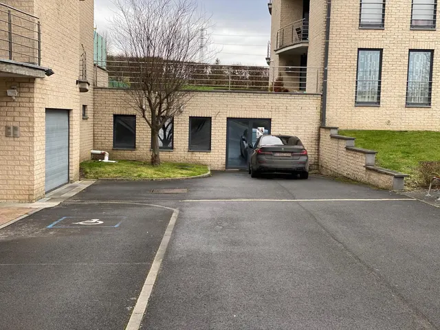 Appartement te koop in La Louvière – 1/2
