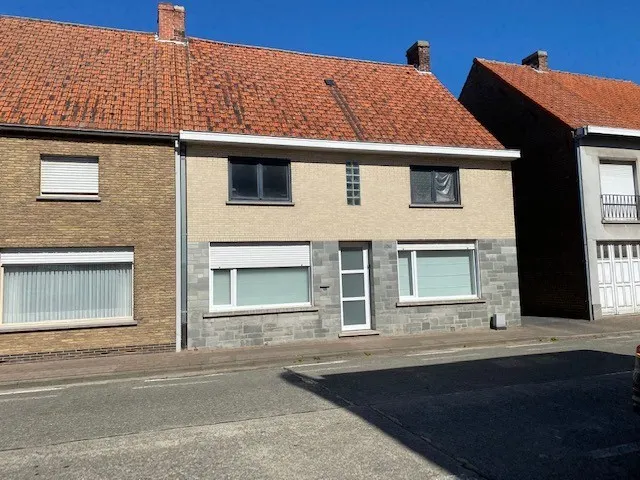 Eengezinswoning te koop in Wielsbeke – 1/6
