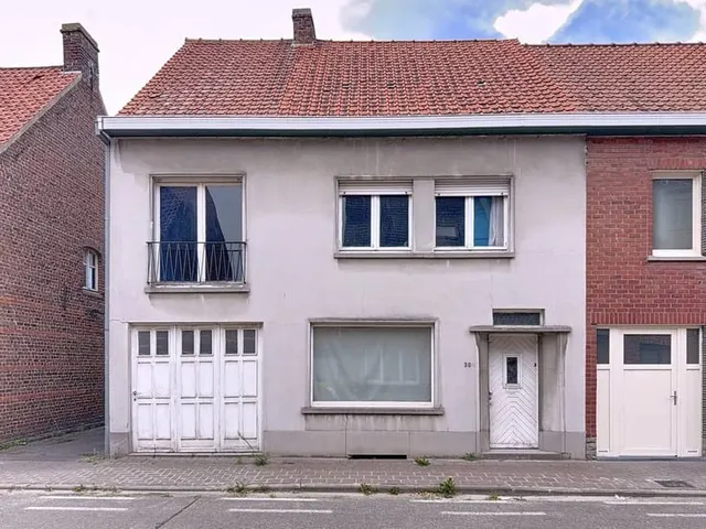 Eengezinswoning te koop in Wielsbeke – 1/2