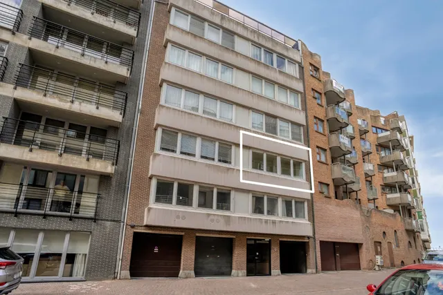 Appartement te koop in Oostende – 1/10