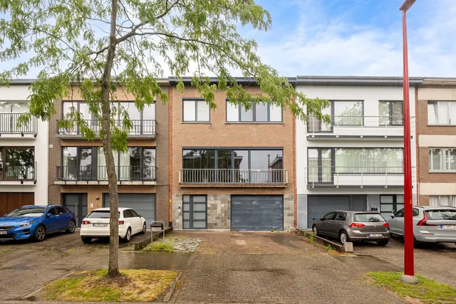 Huis à vendre à Lint – 1/10