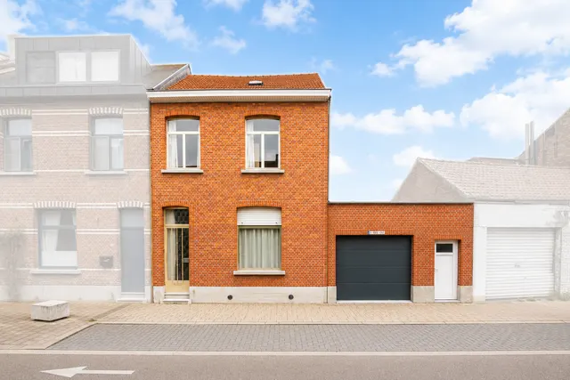 Huis te koop in Schoten – 1/10