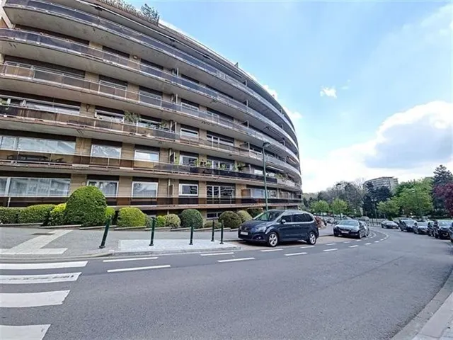 Penthouse te koop in Molenbeek-Saint-Jean – 1/8