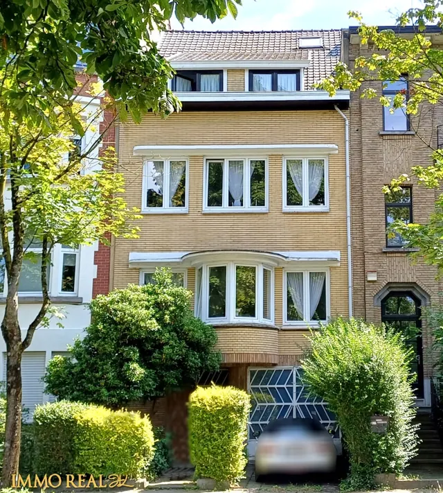Huis te koop in Forest – 1/10