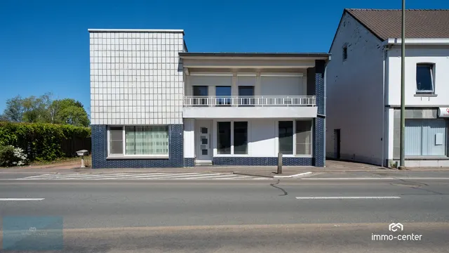 Huis à vendre à As – 1/10