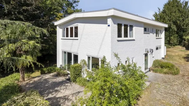 Huis te koop in Dilbeek – 1/10