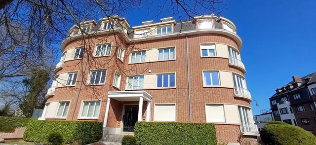 Appartement te koop in Ixelles – 1/10
