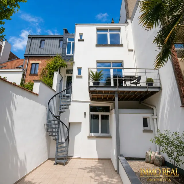 Huis te koop in Koekelberg – 1/10
